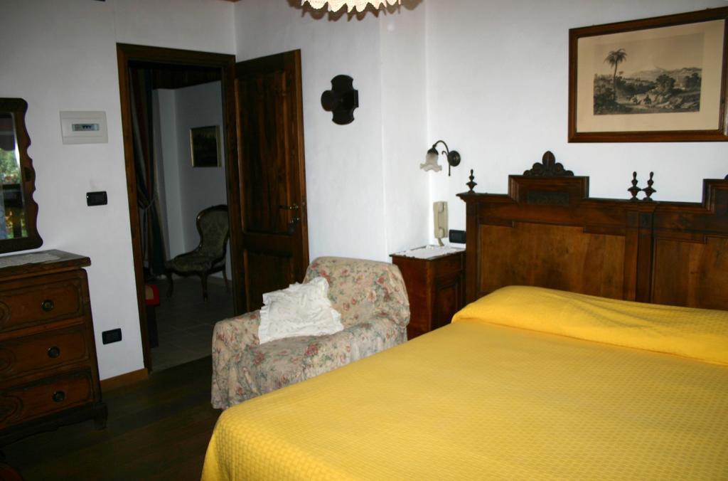 Albergo Martinet Vernante Quarto foto